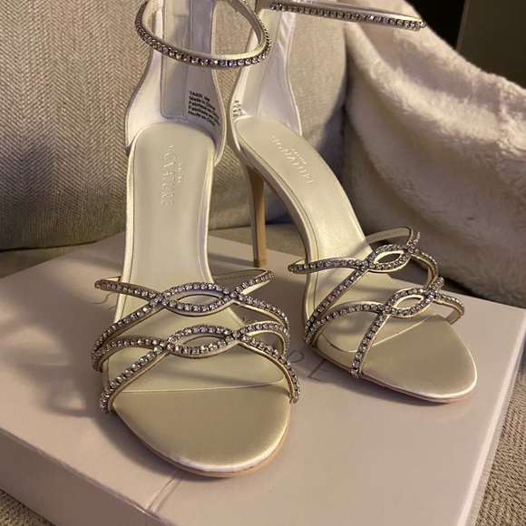 Entwined Crystal Satin Stilettos Ivory Size 6 - Picture 3 of 3